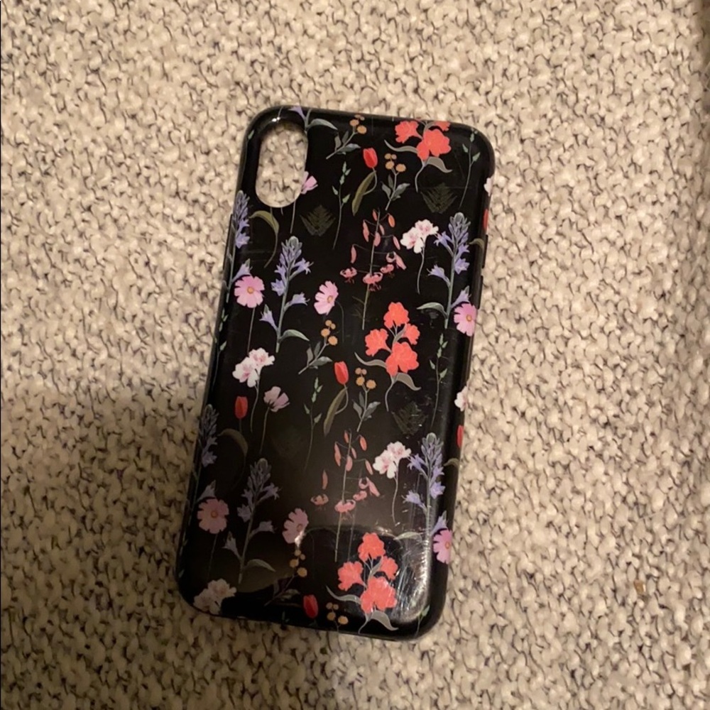 Casely iPhone cases - Picture 3 of 5